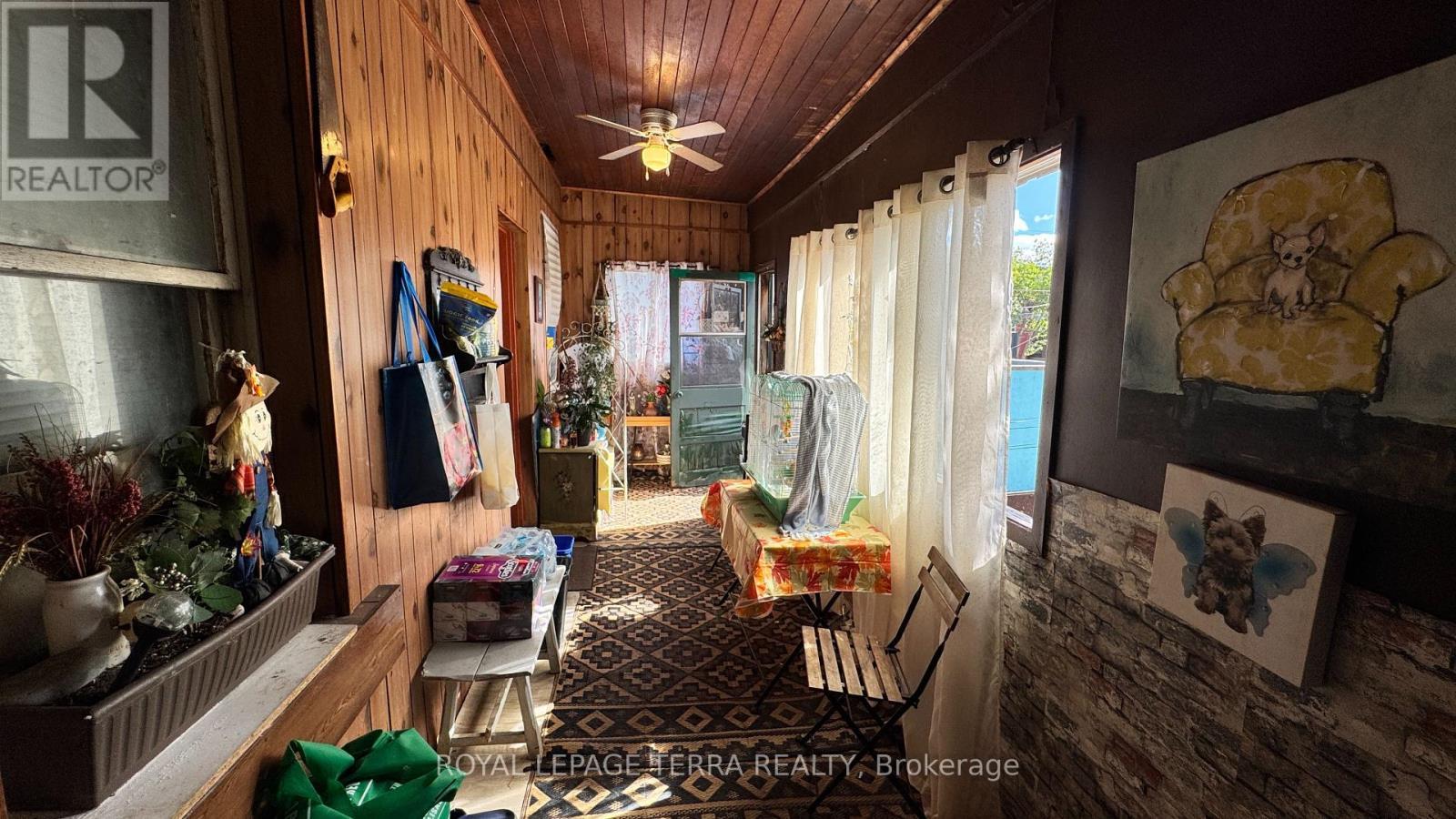 772 Barton Street E, Hamilton, ON