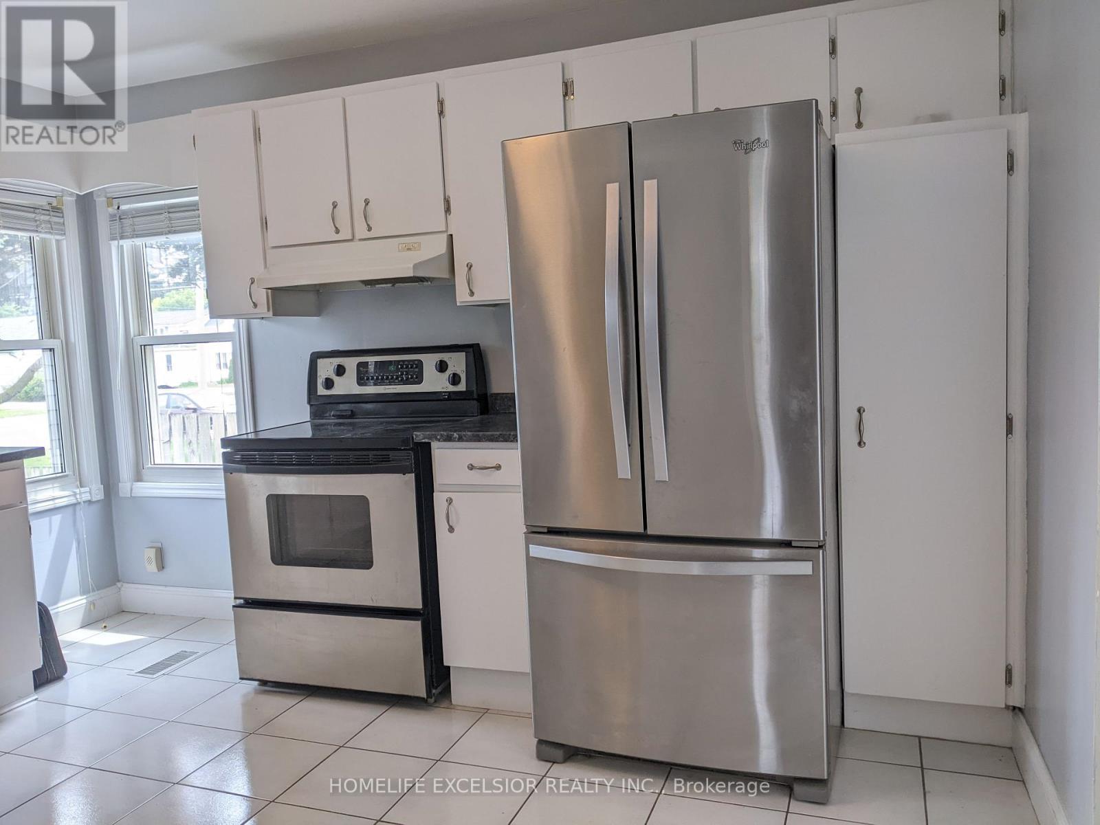 1478 Simcoe Street N, Oshawa, ON