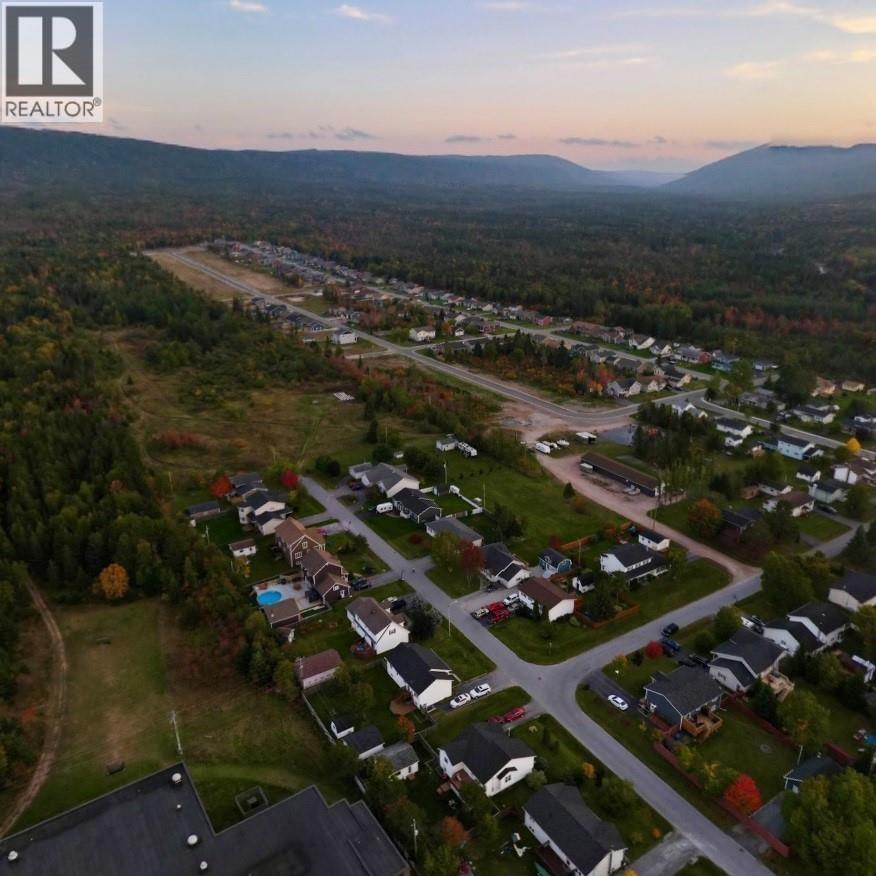 44 Pike Street, Pasadena, NL