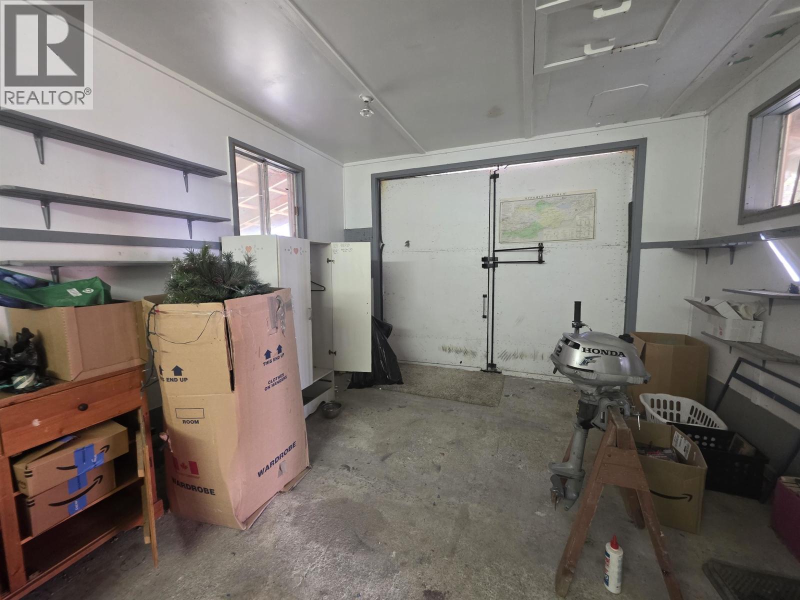 7008 York Drive, Vanderhoof, BC - Indoor Photo Showing Garage