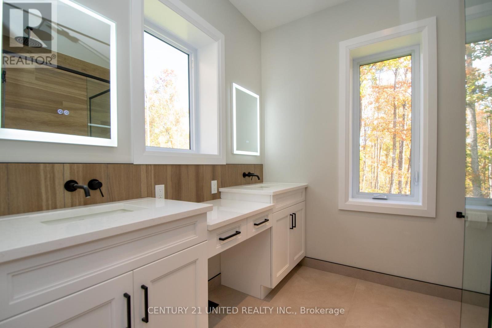 318 County Road 47, Havelock-Belmont-Methuen (Belmont-Methuen), ON - Indoor Photo Showing Bathroom