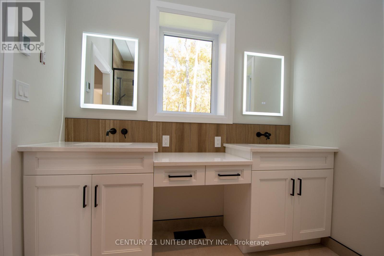 318 County Road 47, Havelock-Belmont-Methuen (Belmont-Methuen), ON - Indoor Photo Showing Bathroom