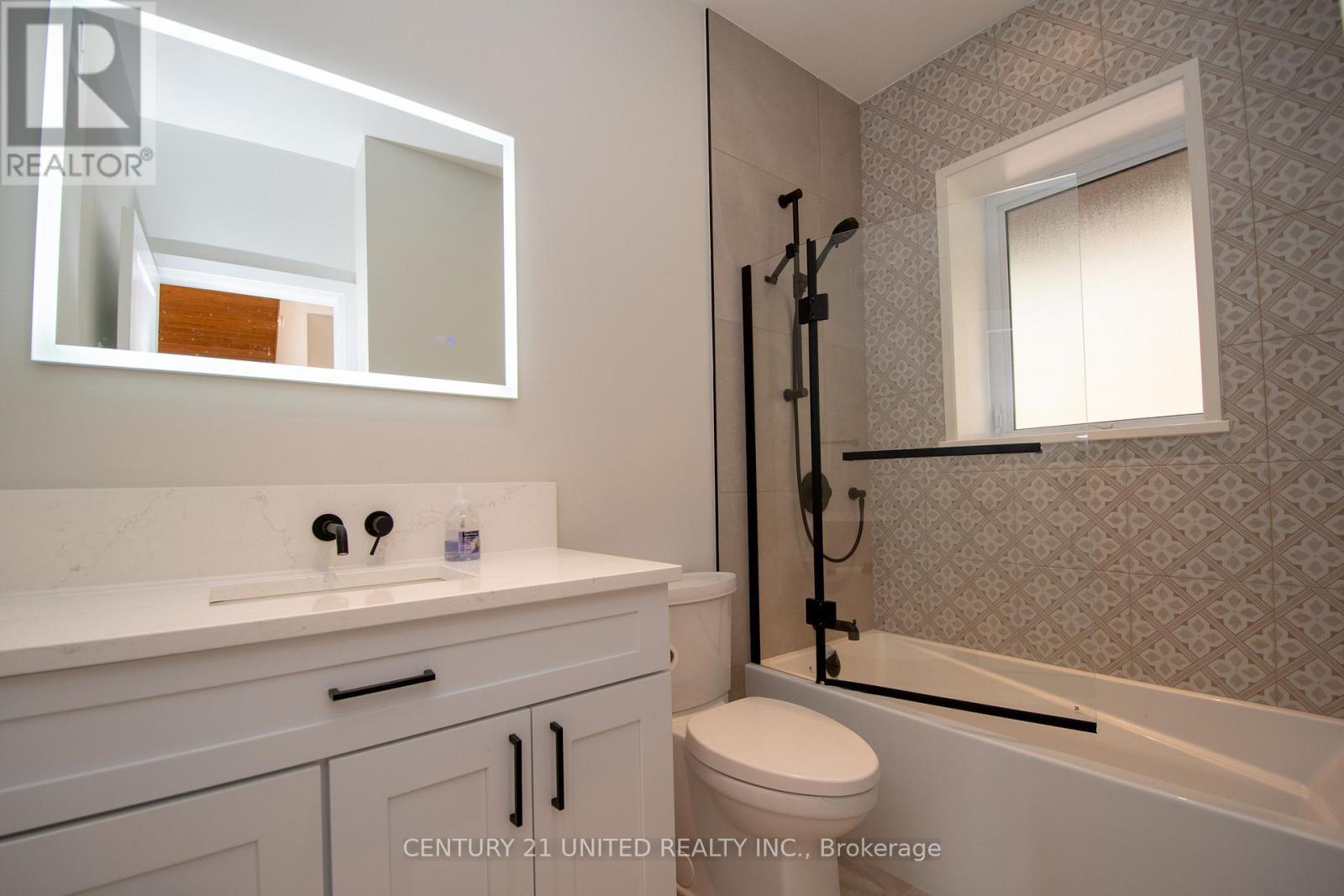 318 County Road 47, Havelock-Belmont-Methuen (Belmont-Methuen), ON - Indoor Photo Showing Bathroom