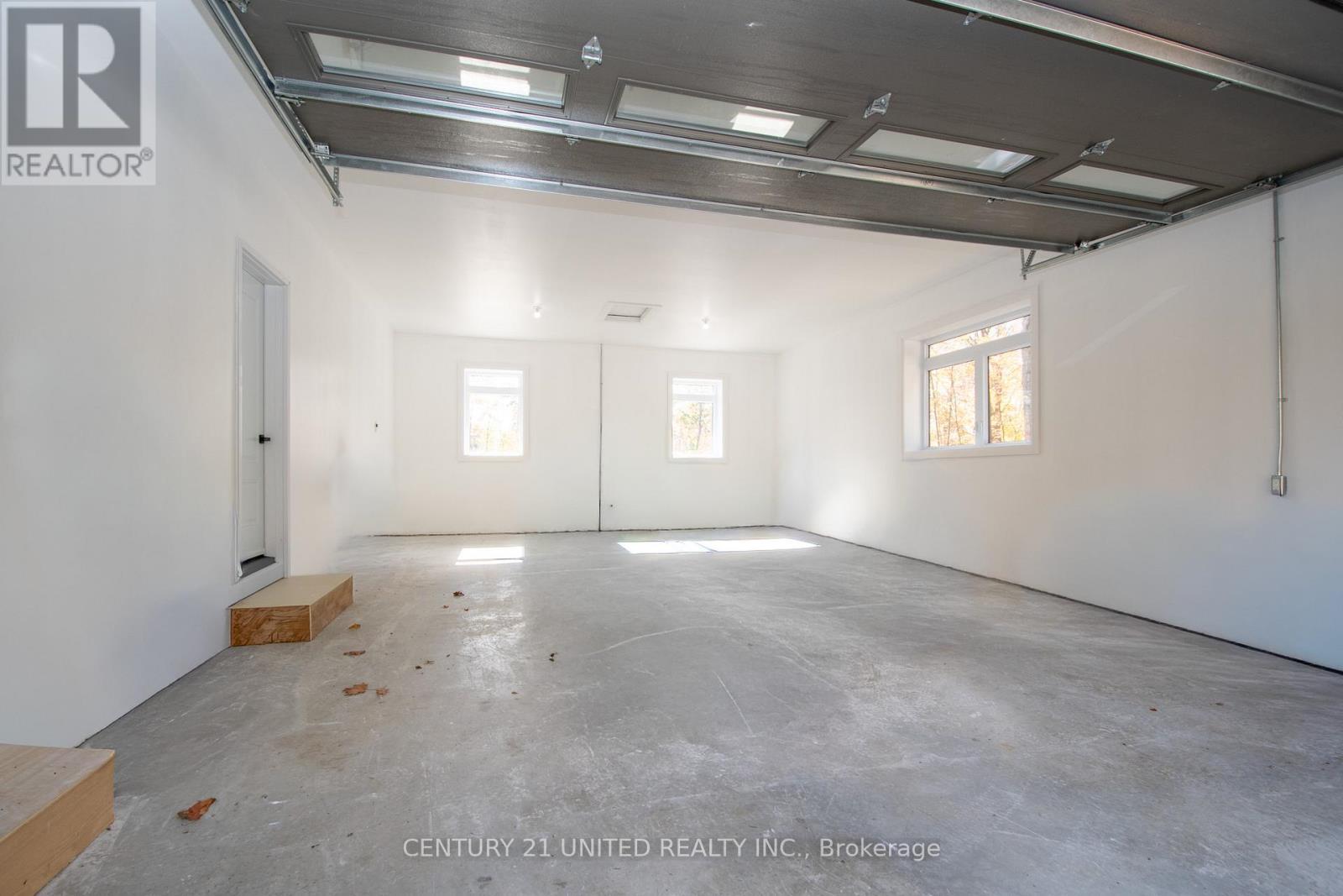 318 County Road 47, Havelock-Belmont-Methuen (Belmont-Methuen), ON - Indoor Photo Showing Garage
