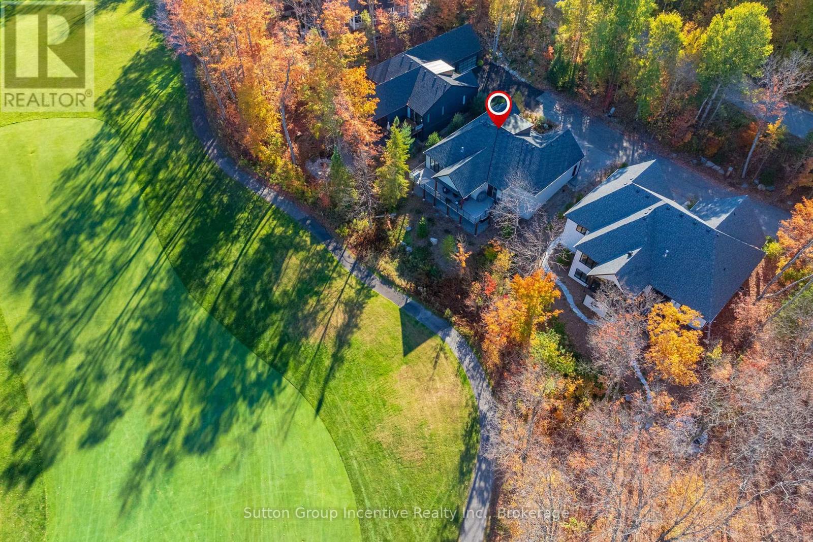 24 St Georges Court, Huntsville (Chaffey), ON - Outdoor With View