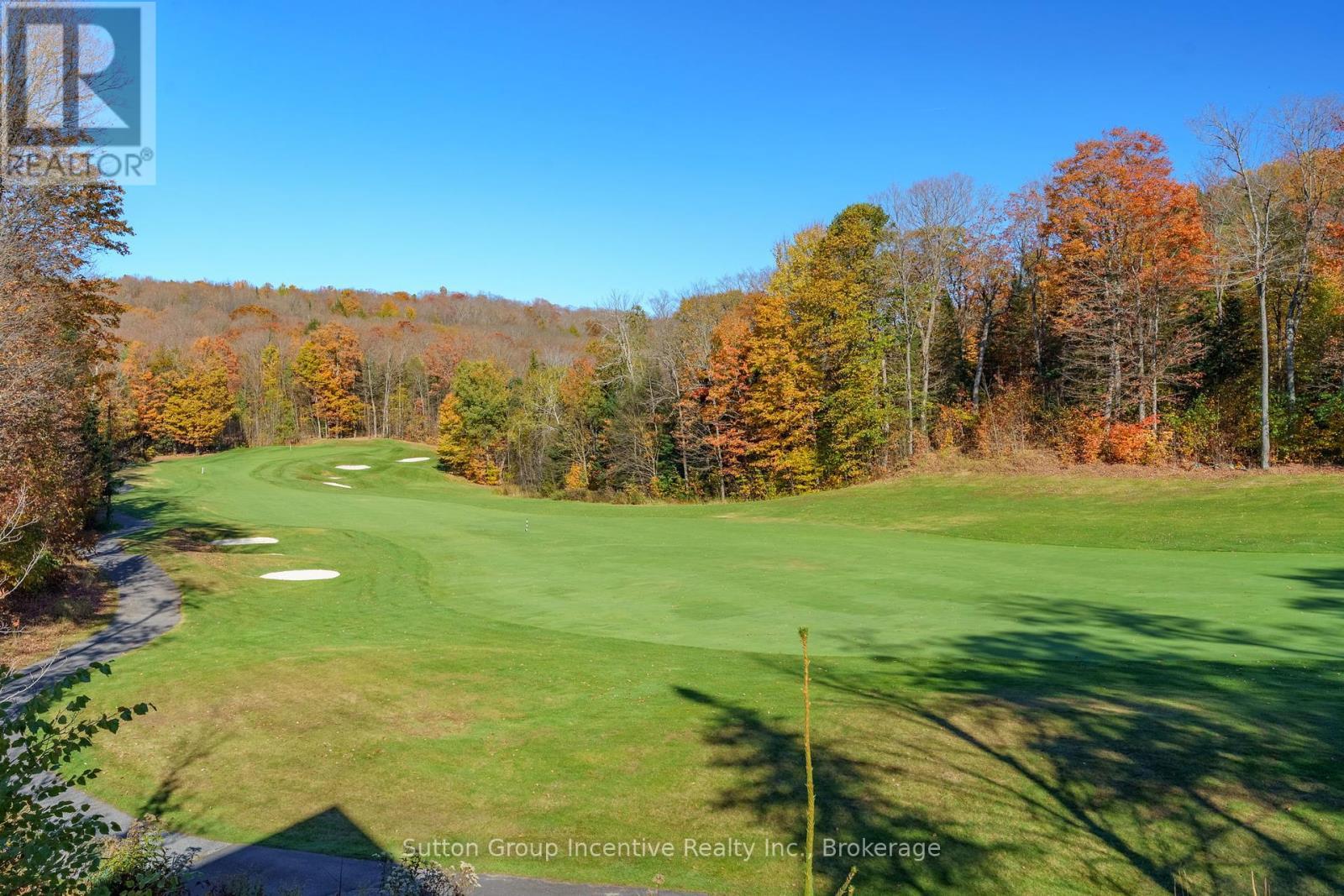 24 St Georges Court, Huntsville (Chaffey), ON - Outdoor With View