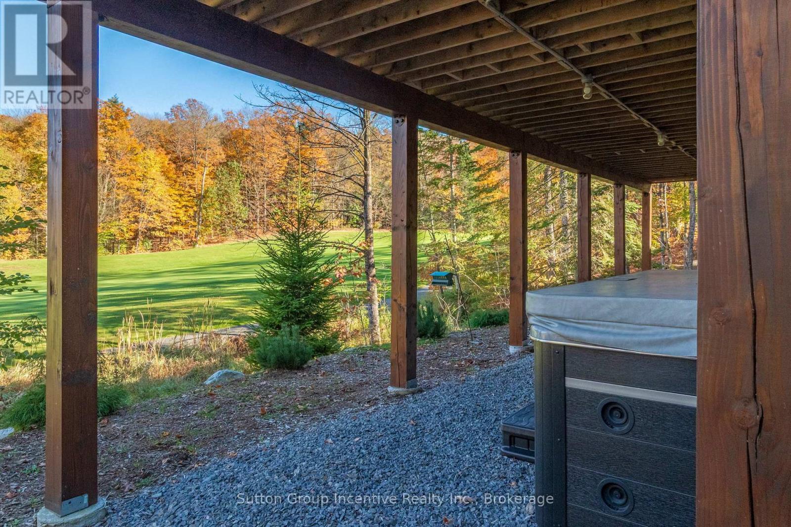 24 St Georges Court, Huntsville (Chaffey), ON - Outdoor