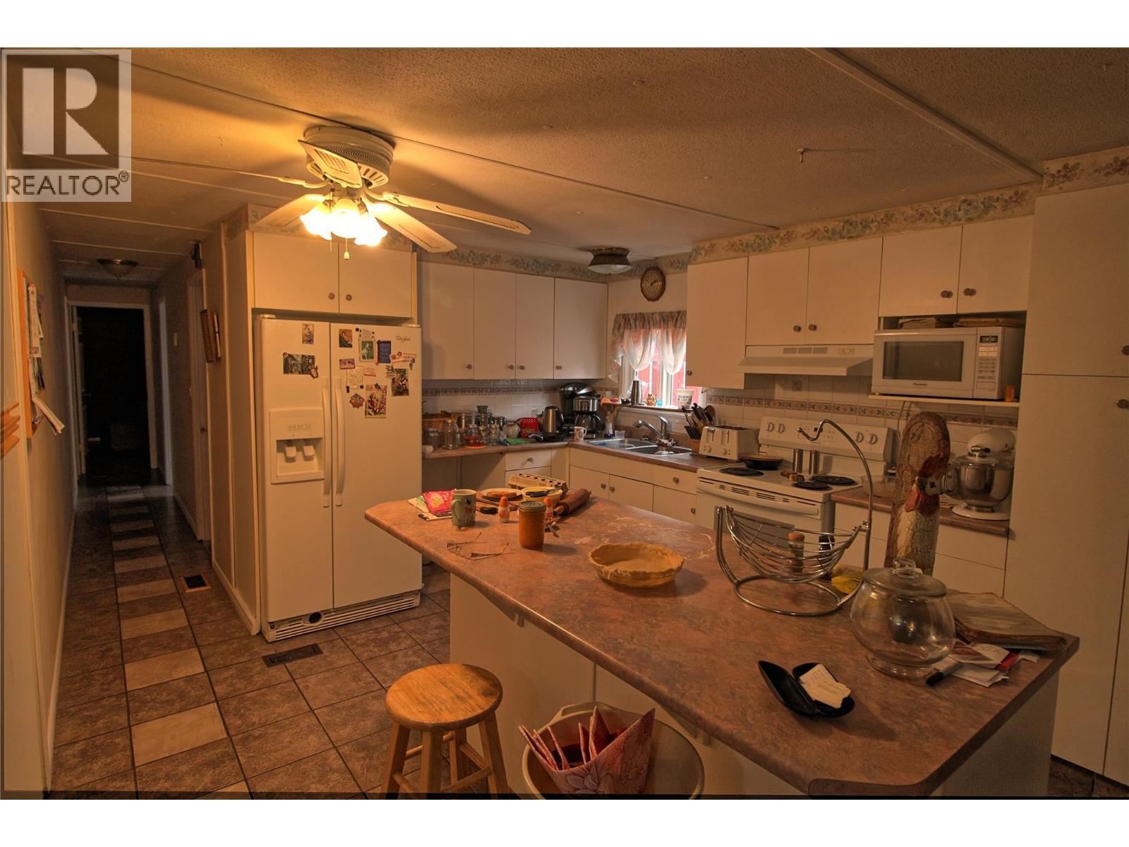 749 Klahanie Drive, Kamloops, BC