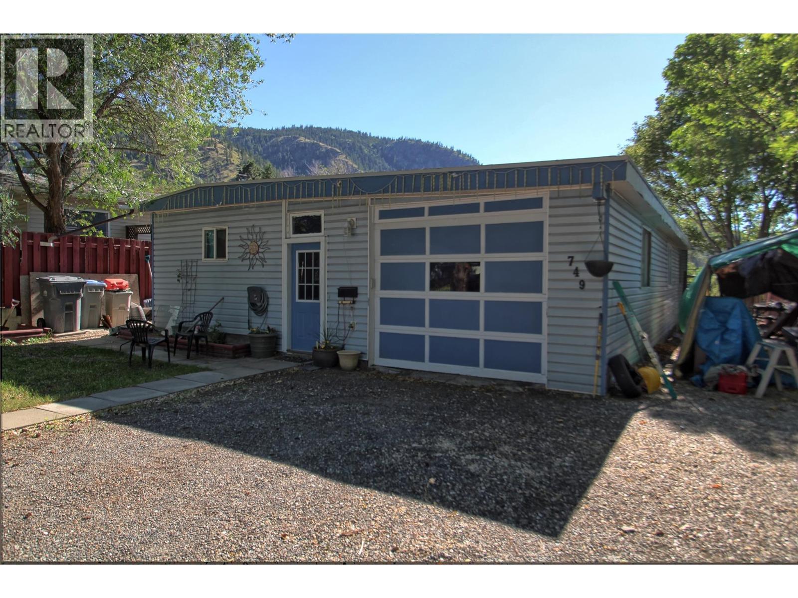 749 Klahanie Drive, Kamloops, BC