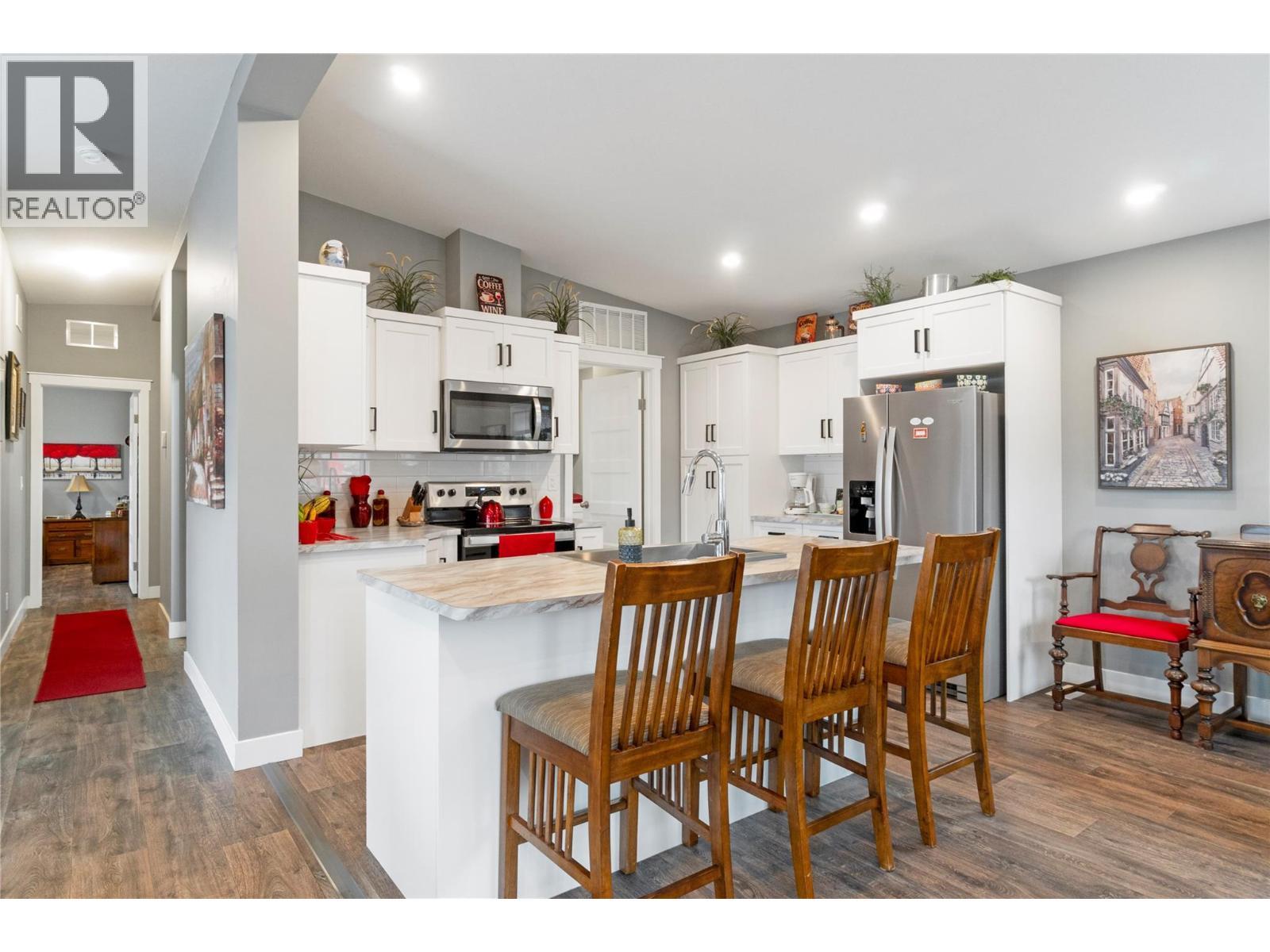 5208 Celista Place, Celista, BC