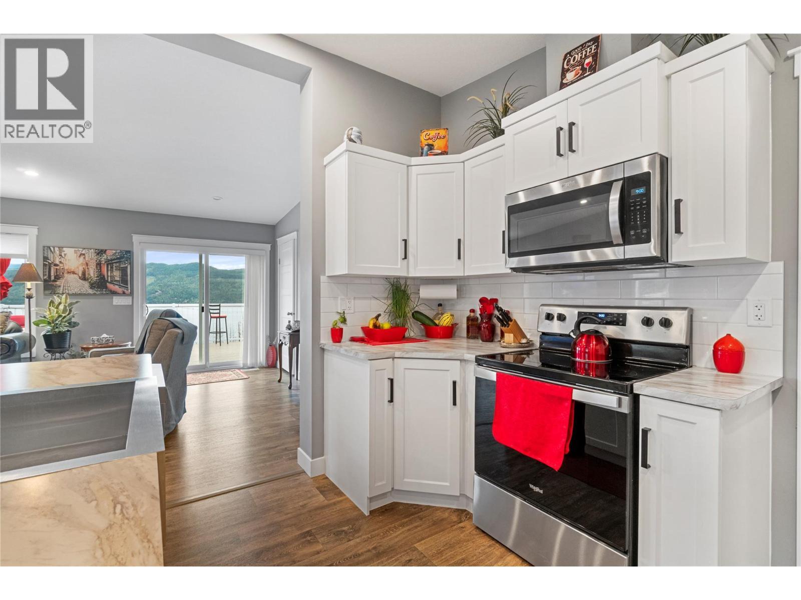 5208 Celista Place, Celista, BC