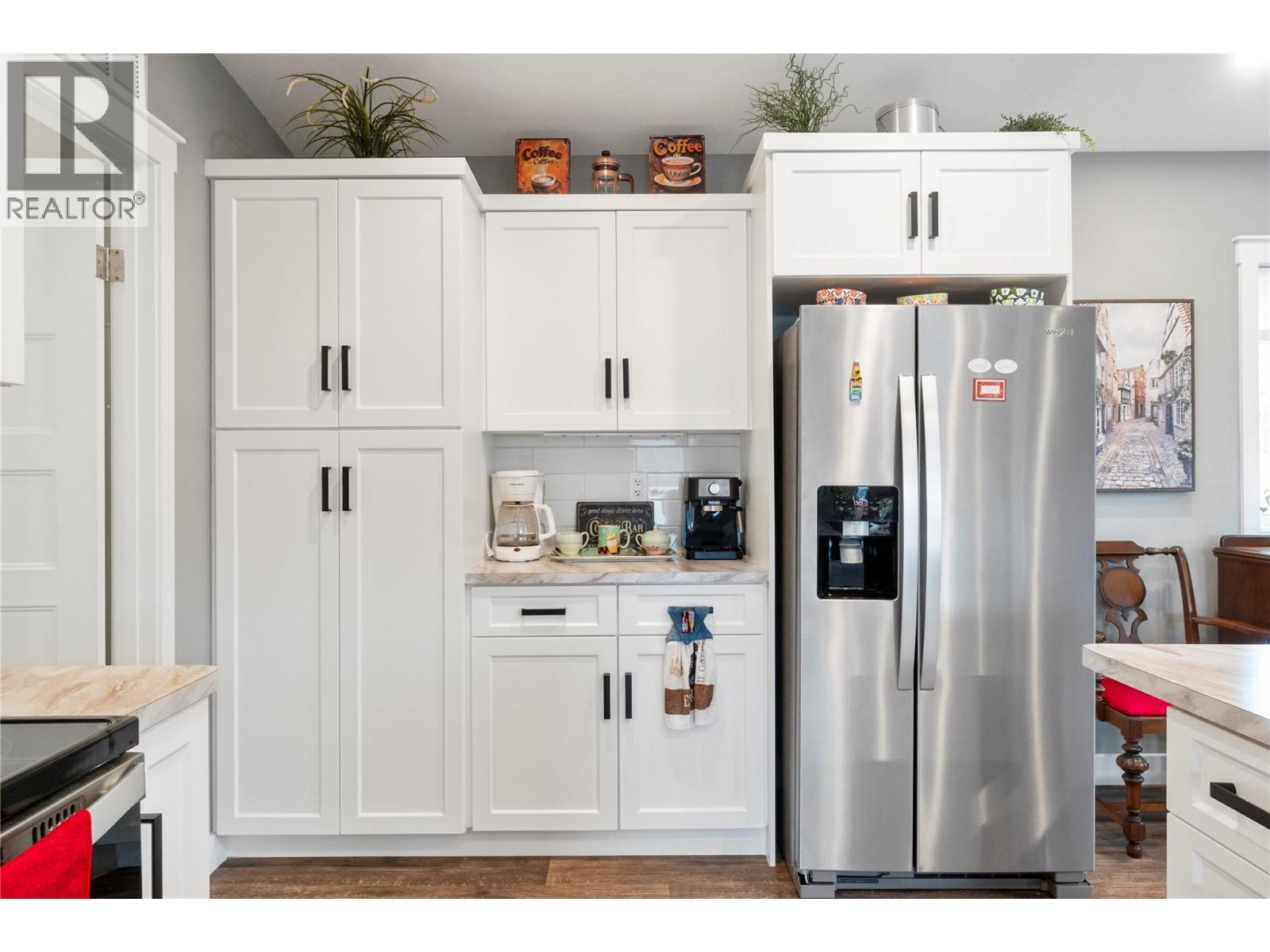 5208 Celista Place, Celista, BC