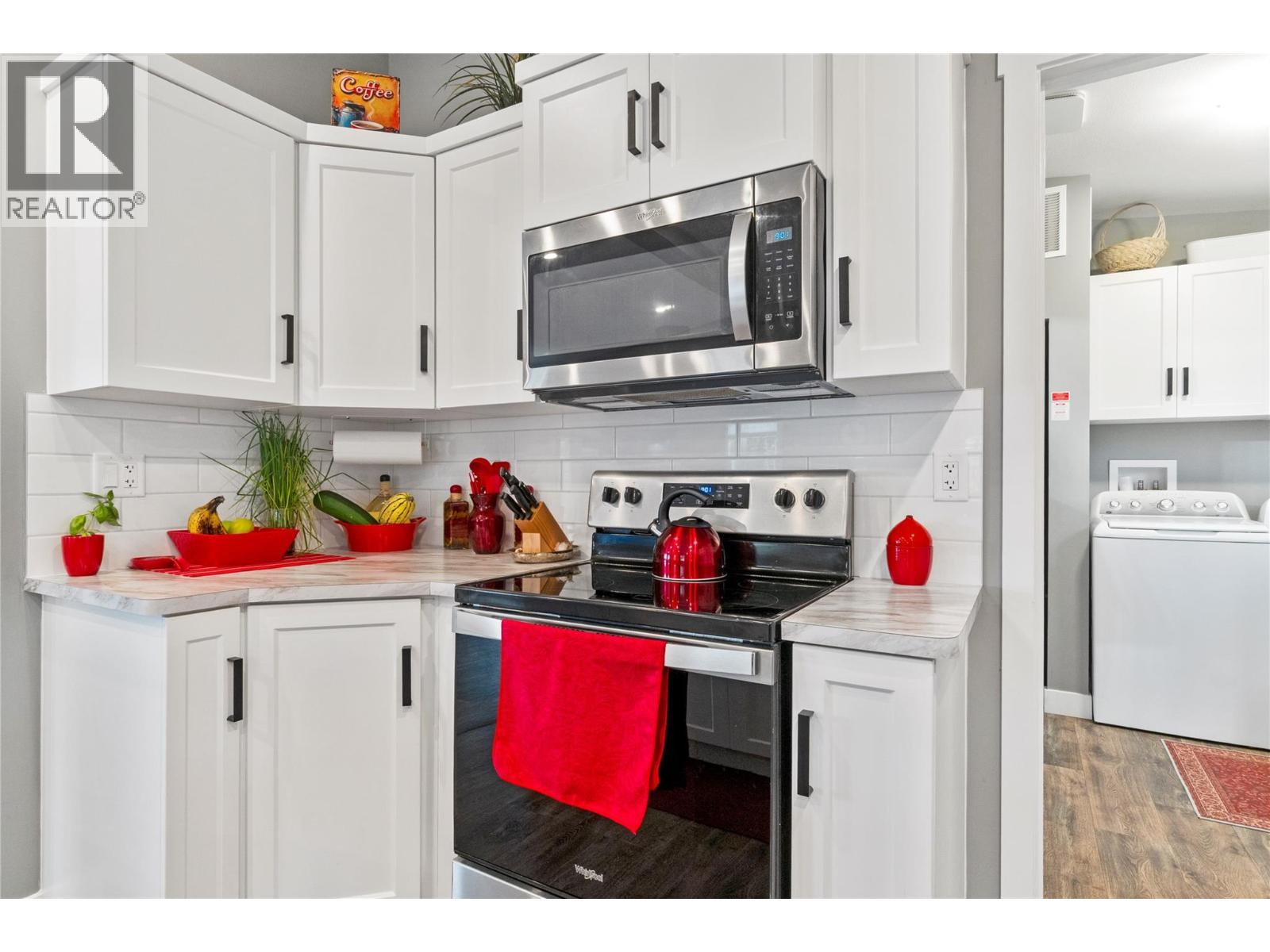 5208 Celista Place, Celista, BC