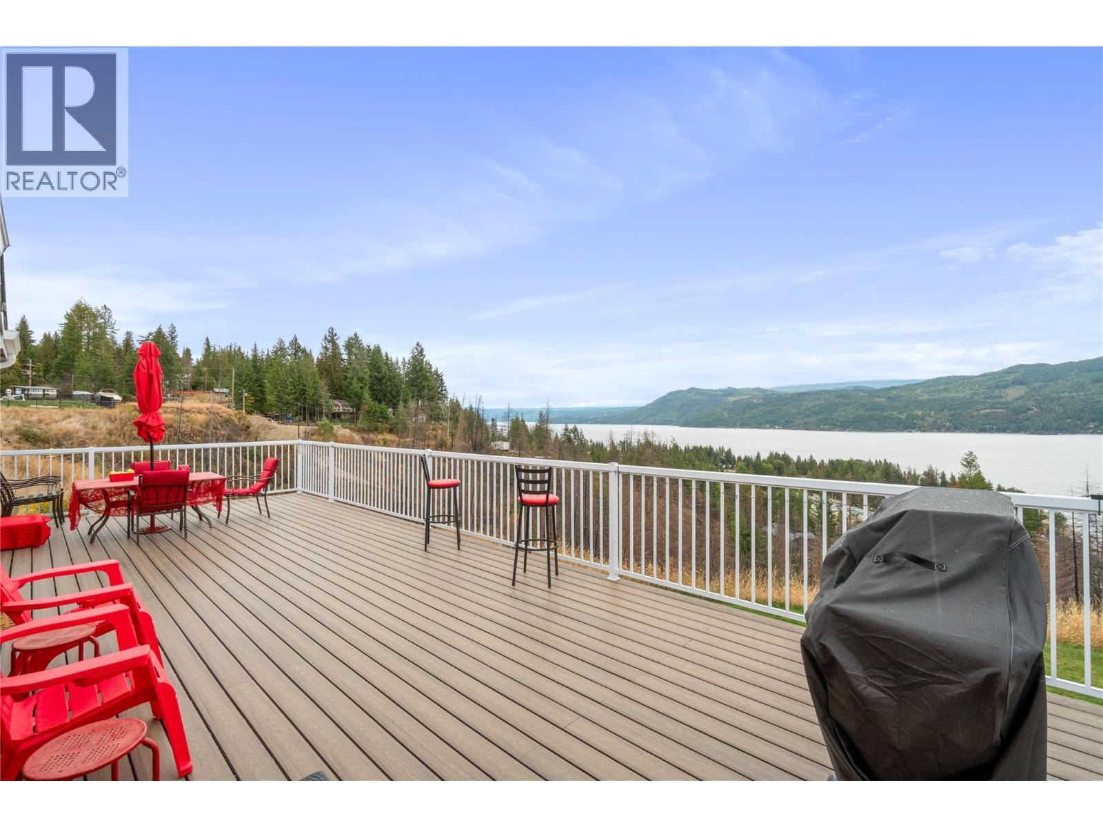 5208 Celista Place, Celista, BC