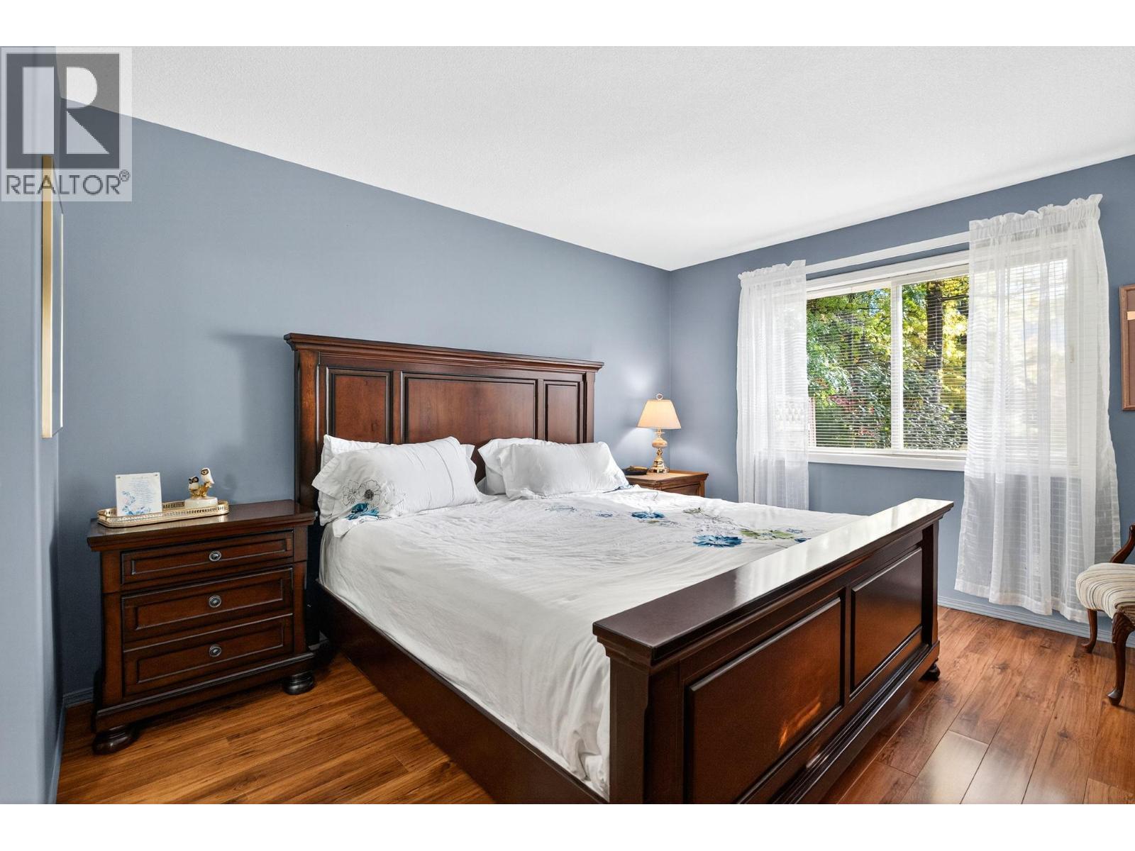 545 Glenmeadows Road Unit# 24, Kelowna, BC - Indoor Photo Showing Bedroom