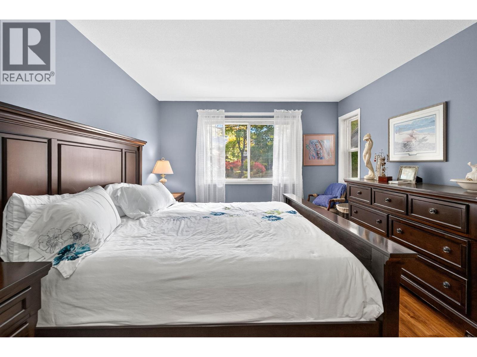 545 Glenmeadows Road Unit# 24, Kelowna, BC - Indoor Photo Showing Bedroom