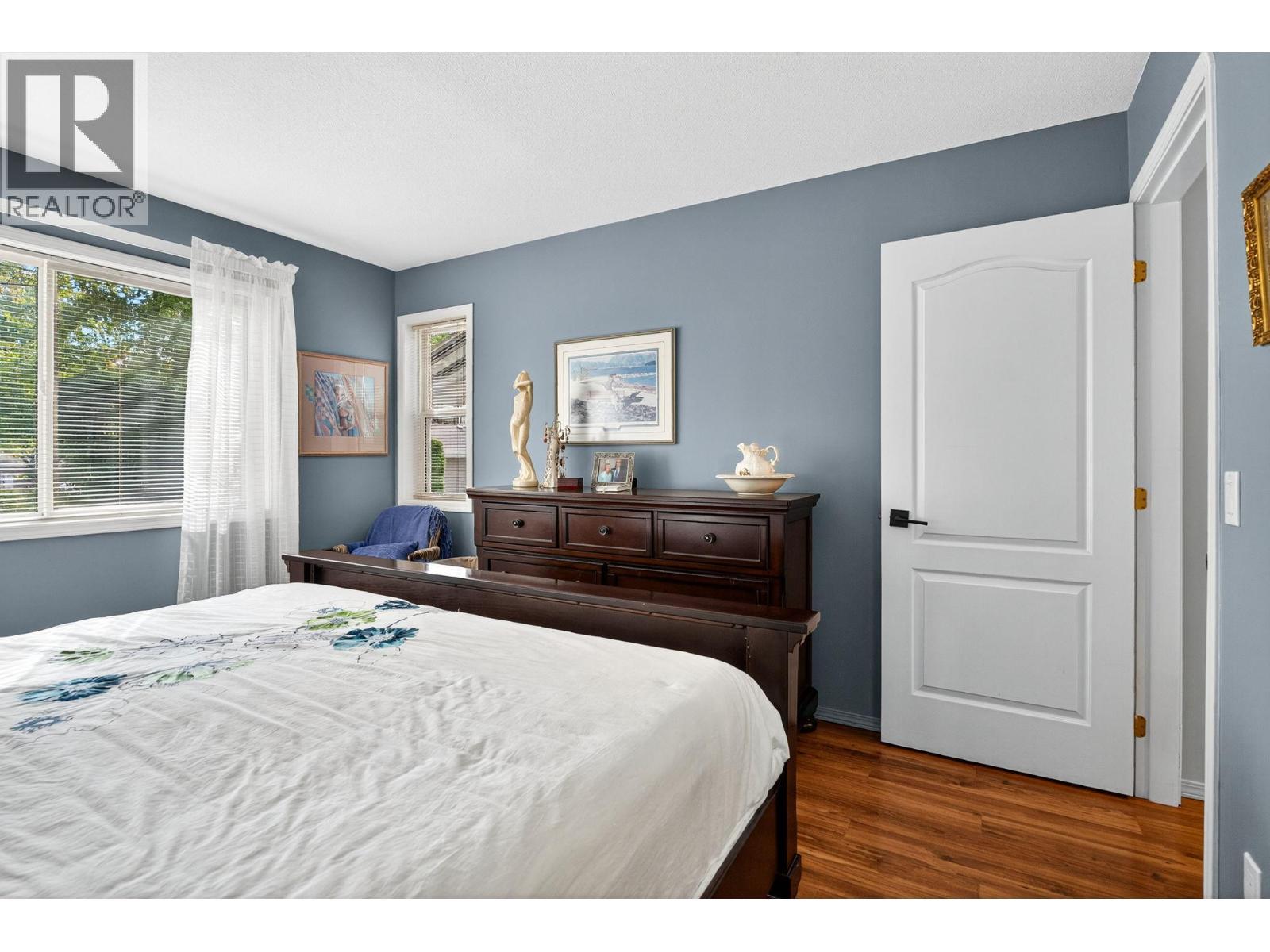 545 Glenmeadows Road Unit# 24, Kelowna, BC - Indoor Photo Showing Bedroom