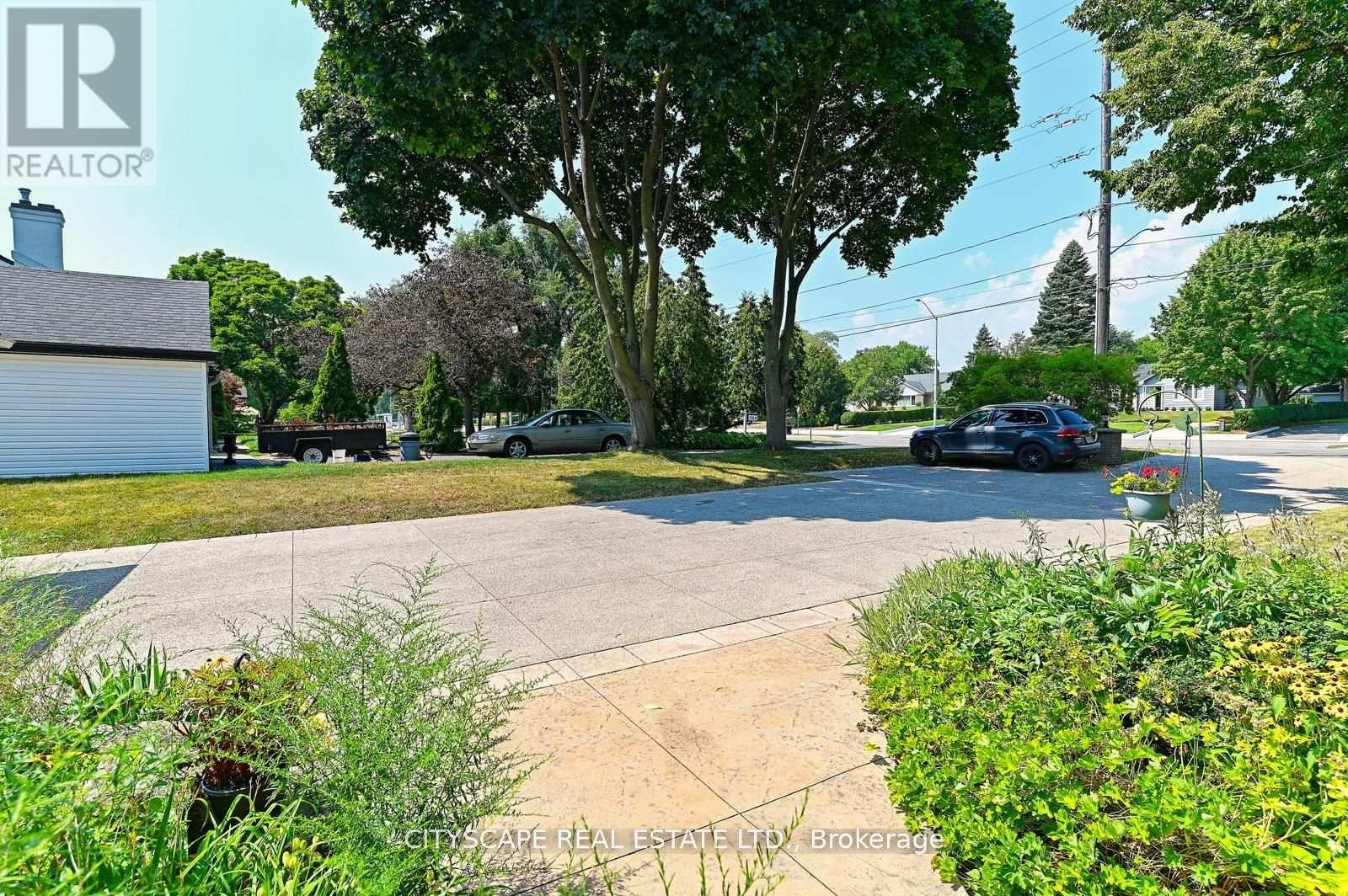 354 Plains Road W, Burlington, ON - Outdoor