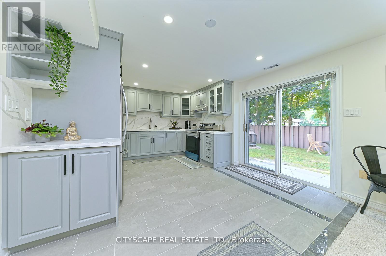 354 Plains Road W, Burlington, ON -