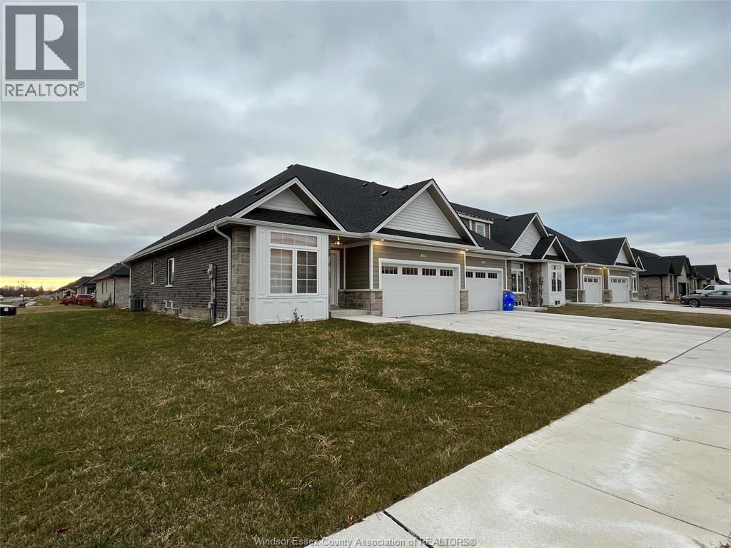 415 Westcott Road, Amherstburg, ON - Outdoor With Facade