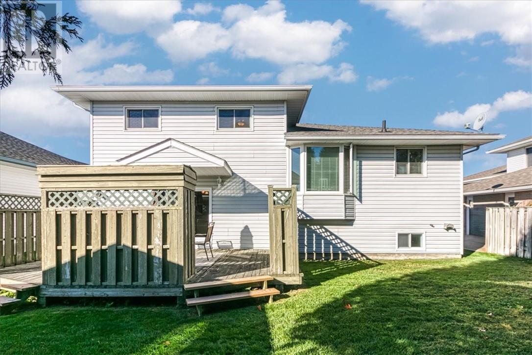 92 Ravina Avenue, Garson, ON - Outdoor With Exterior