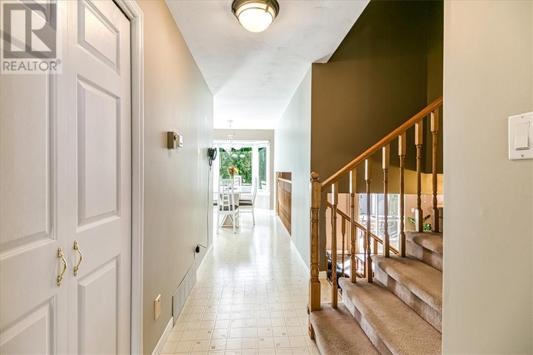 92 Ravina Avenue, Garson, ON - Indoor Photo Showing Other Room