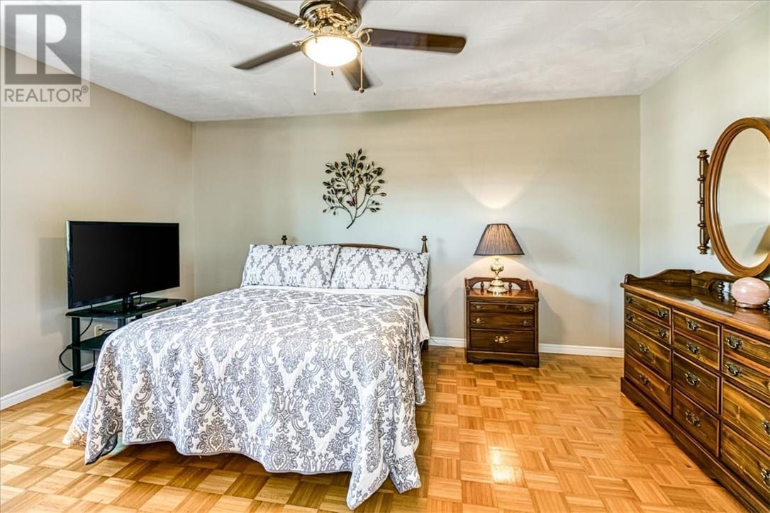 92 Ravina Avenue, Garson, ON - Indoor Photo Showing Bedroom