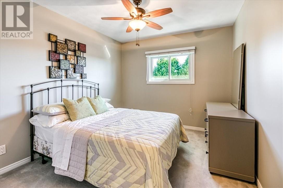 92 Ravina Avenue, Garson, ON - Indoor Photo Showing Bedroom