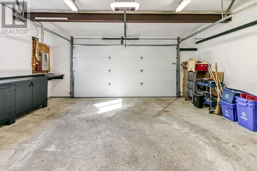 92 Ravina Avenue, Garson, ON - Indoor Photo Showing Garage
