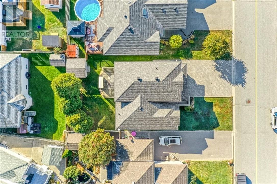 92 Ravina Avenue, Garson, ON - Outdoor