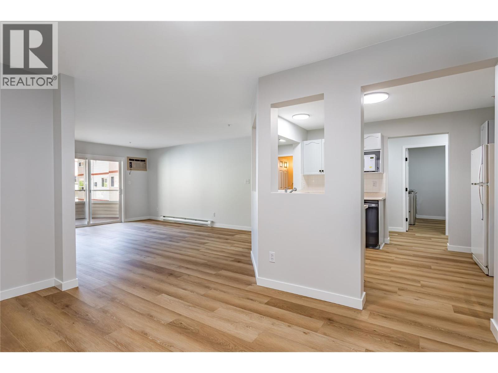 3806 35 Avenue Unit# 309, Vernon, BC - Indoor Photo Showing Other Room