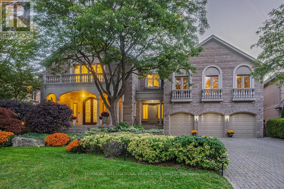 32 Arjay Crescent, Toronto, ON - Outdoor