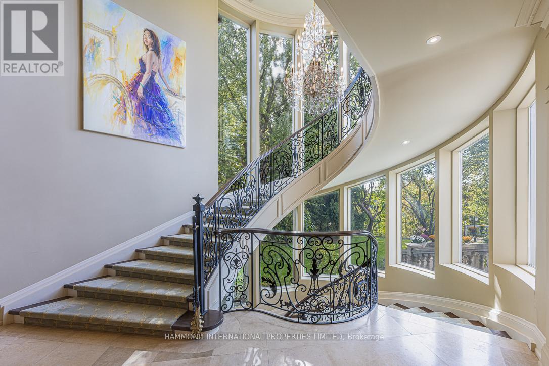 32 Arjay Crescent, Toronto, ON - Indoor Photo Showing Other Room