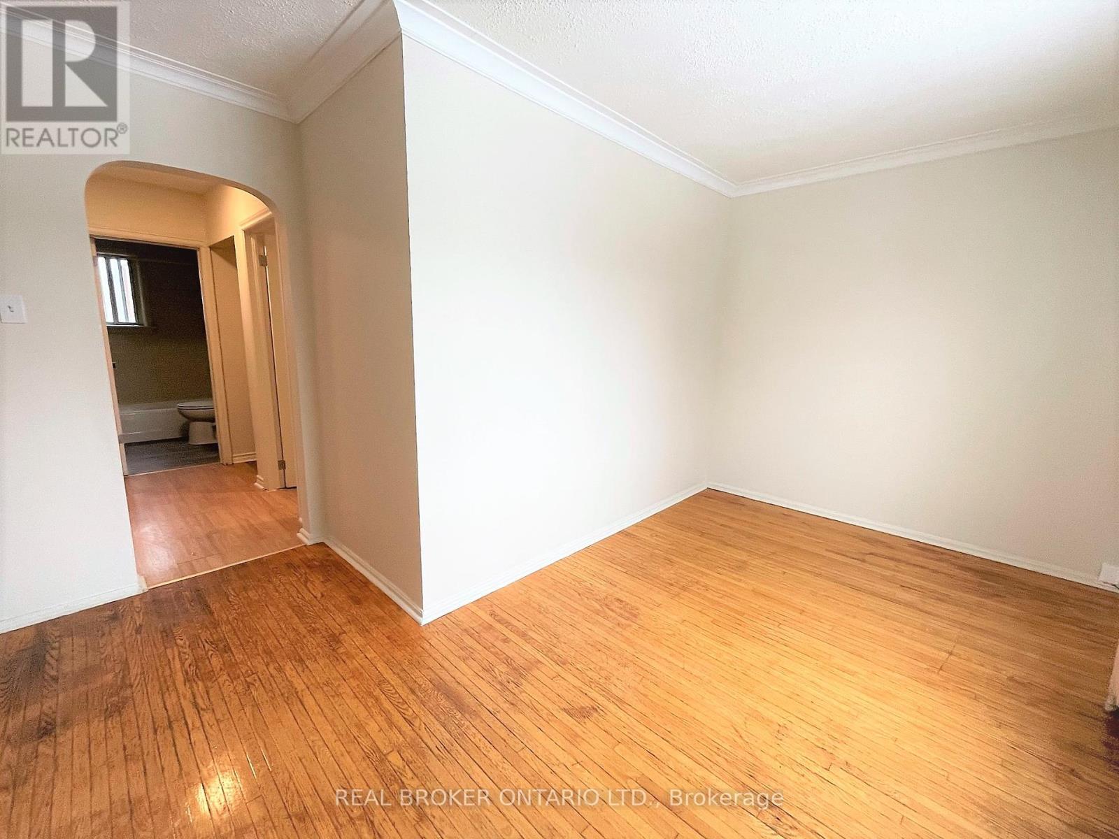 C - 204 O'Connor Drive, Toronto, ON - Indoor Photo Showing Other Room