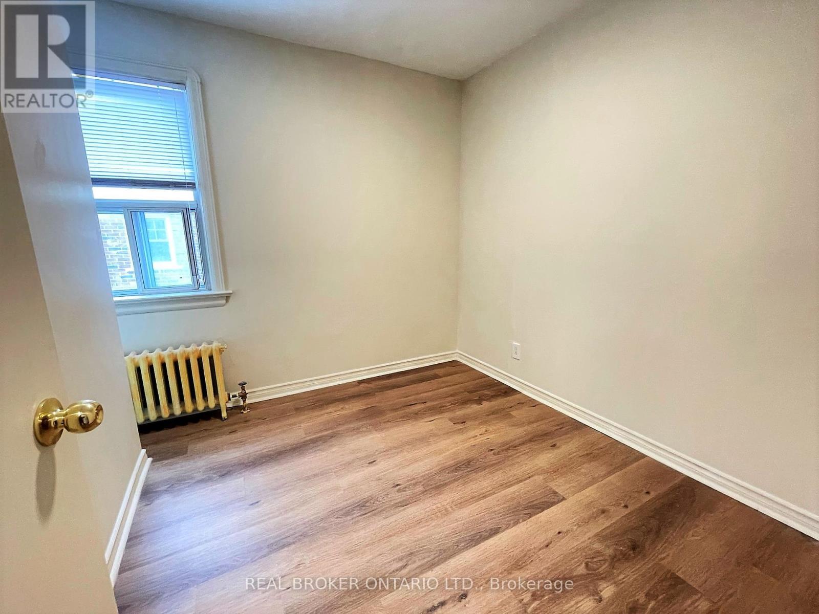 C - 204 O'Connor Drive, Toronto, ON - Indoor Photo Showing Other Room
