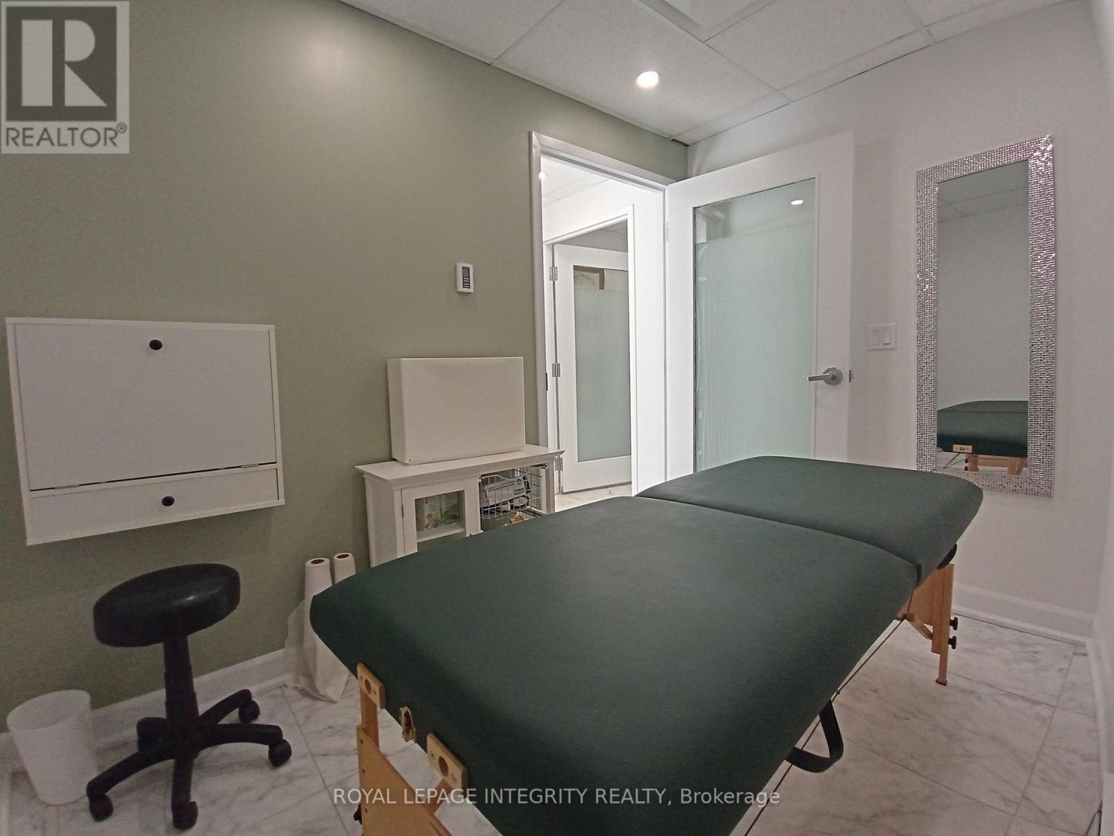 69 Kempster Avenue, Ottawa, ON