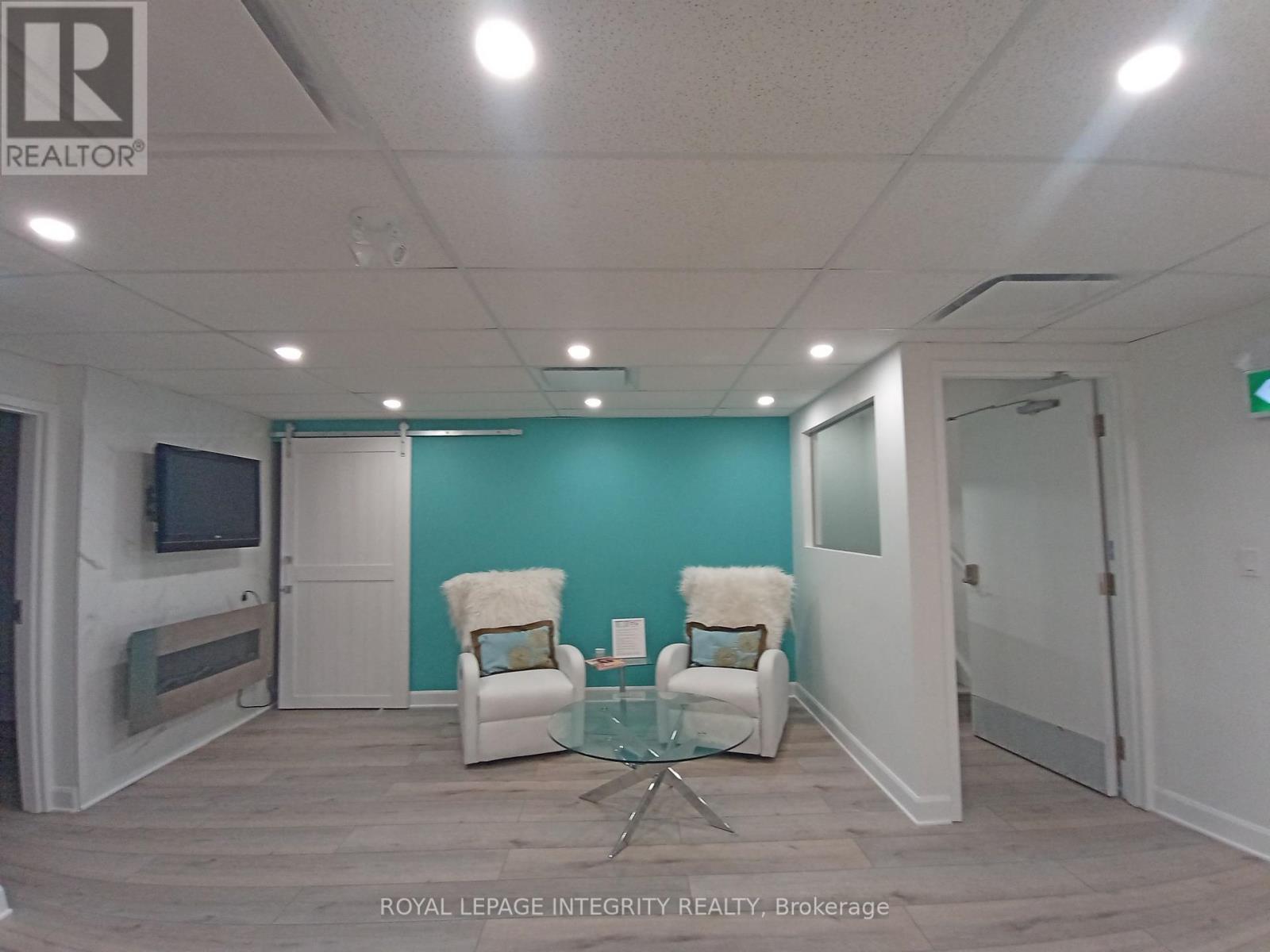 69 Kempster Avenue, Ottawa, ON