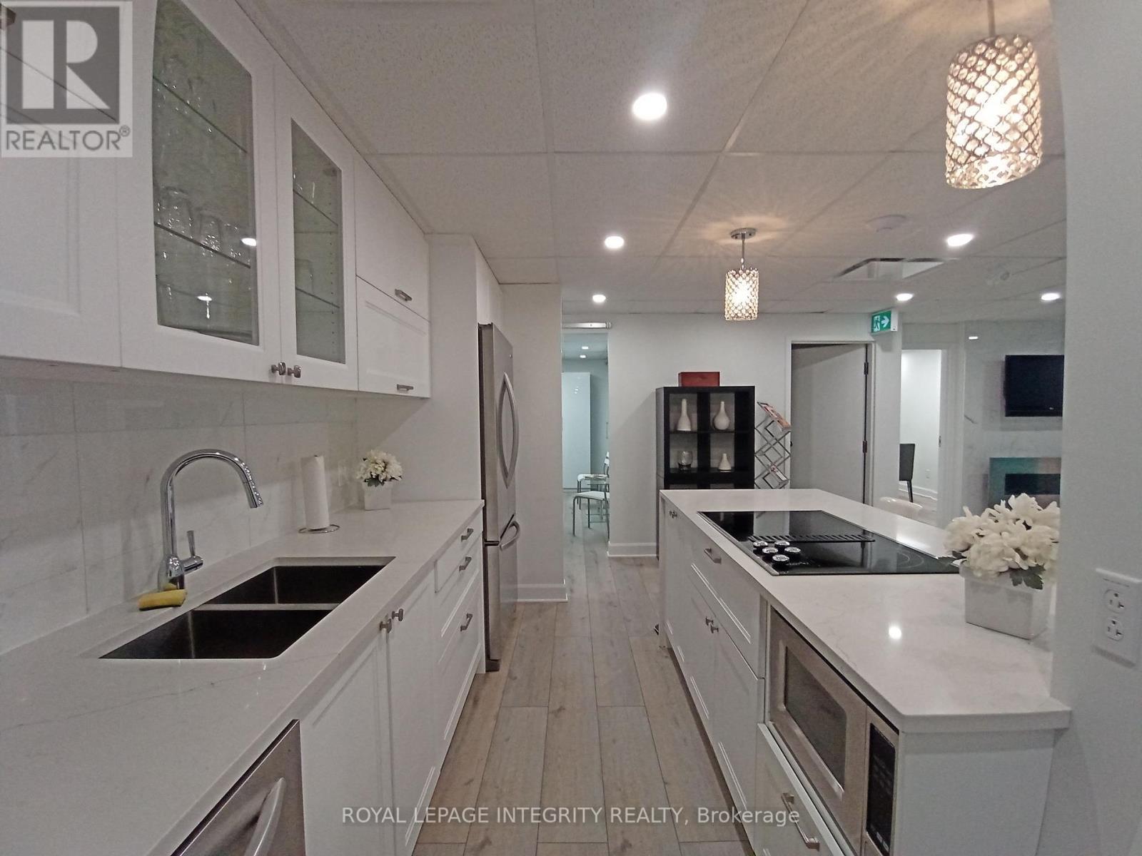 69 Kempster Avenue, Ottawa, ON