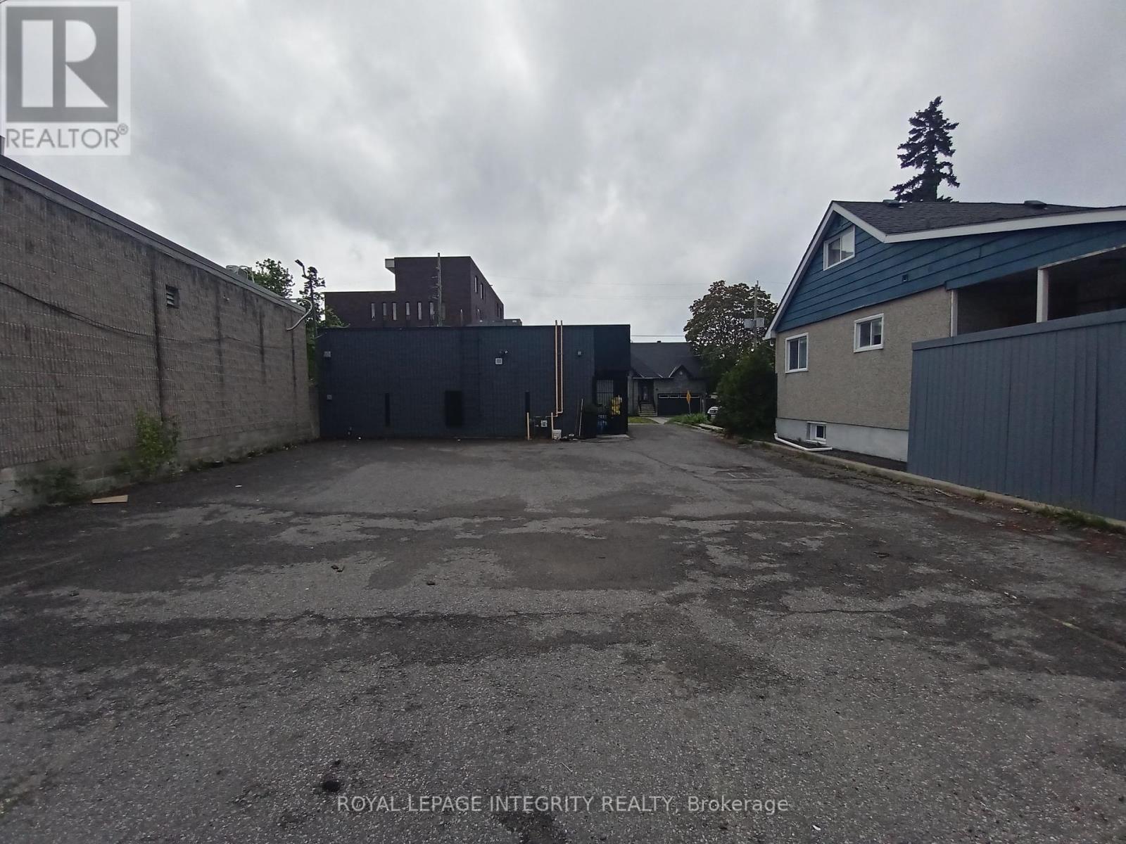 69 Kempster Avenue, Ottawa, ON