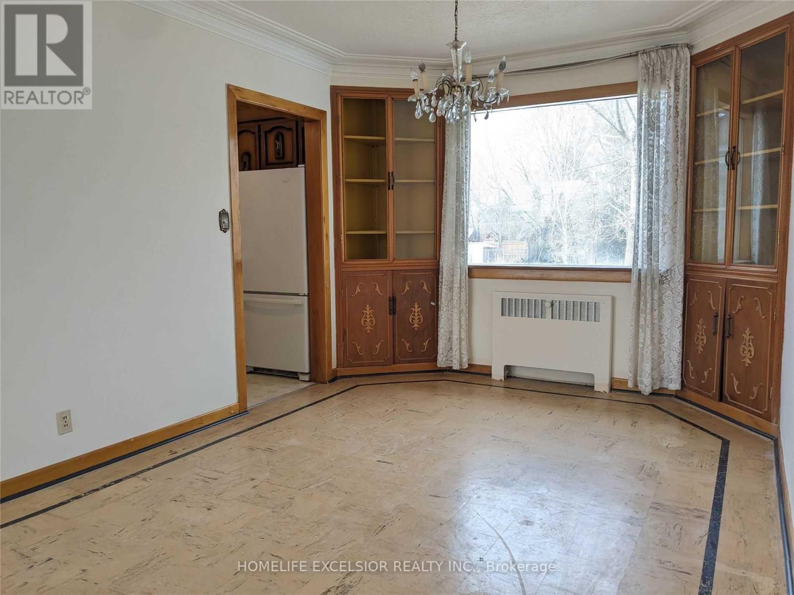 1482 Simcoe Street N, Oshawa, ON