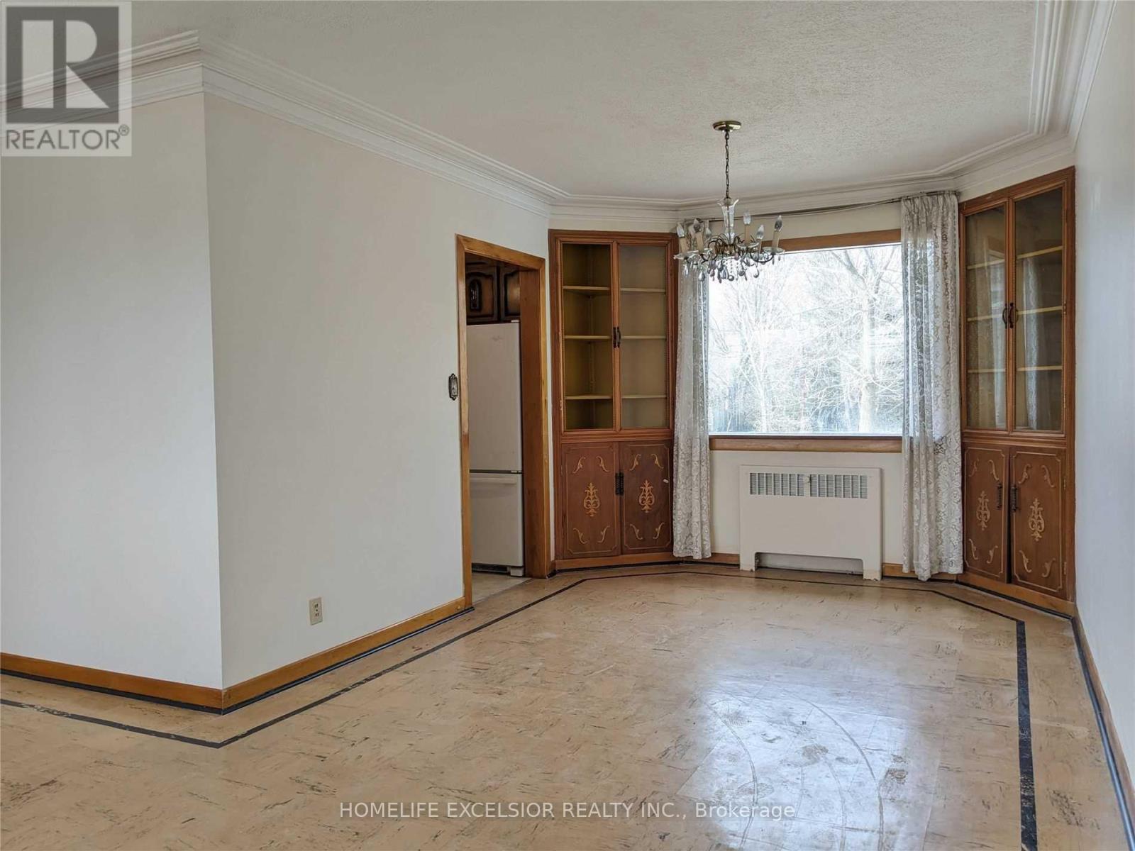 1482 Simcoe Street N, Oshawa, ON