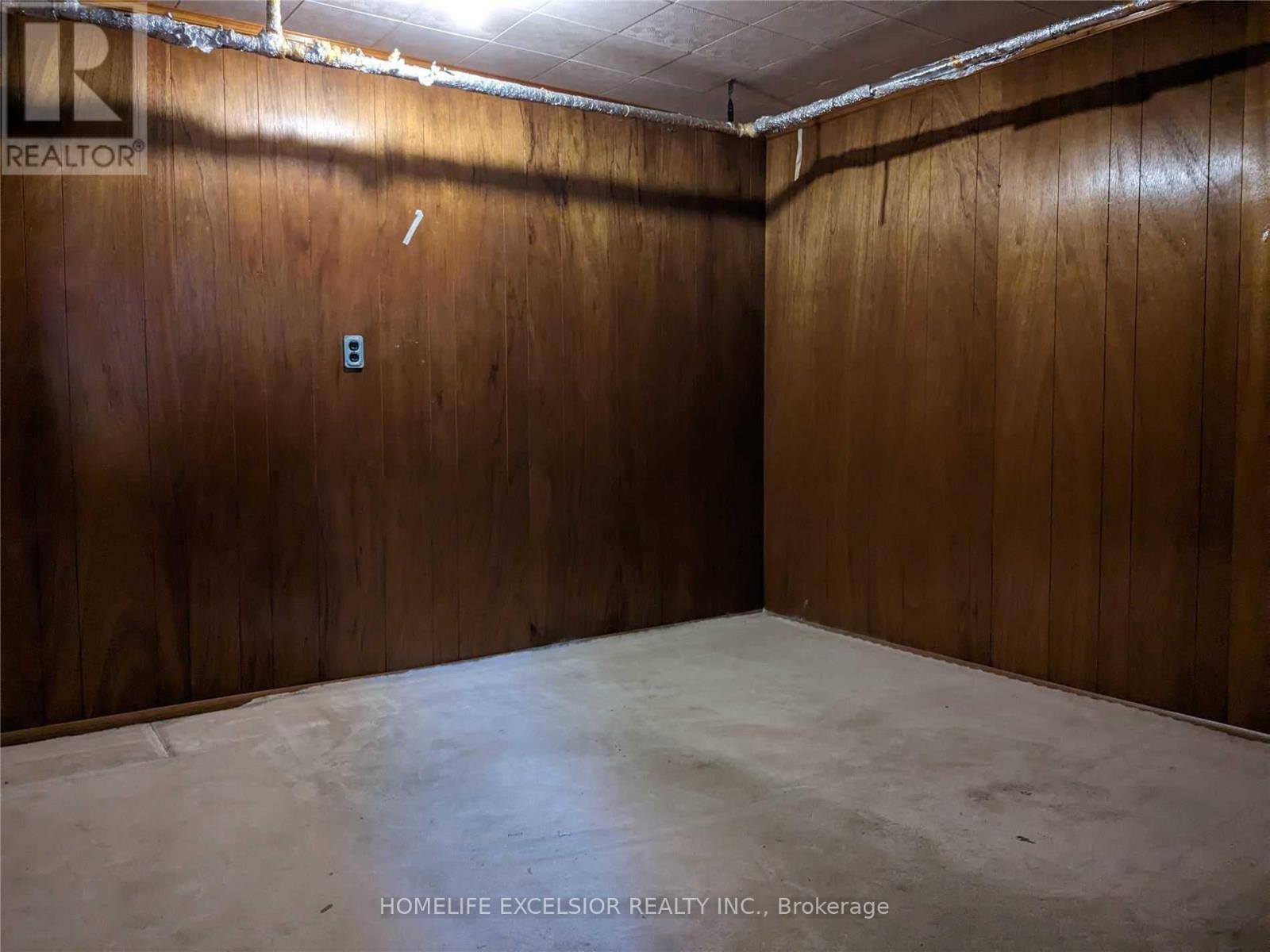 1482 Simcoe Street N, Oshawa, ON