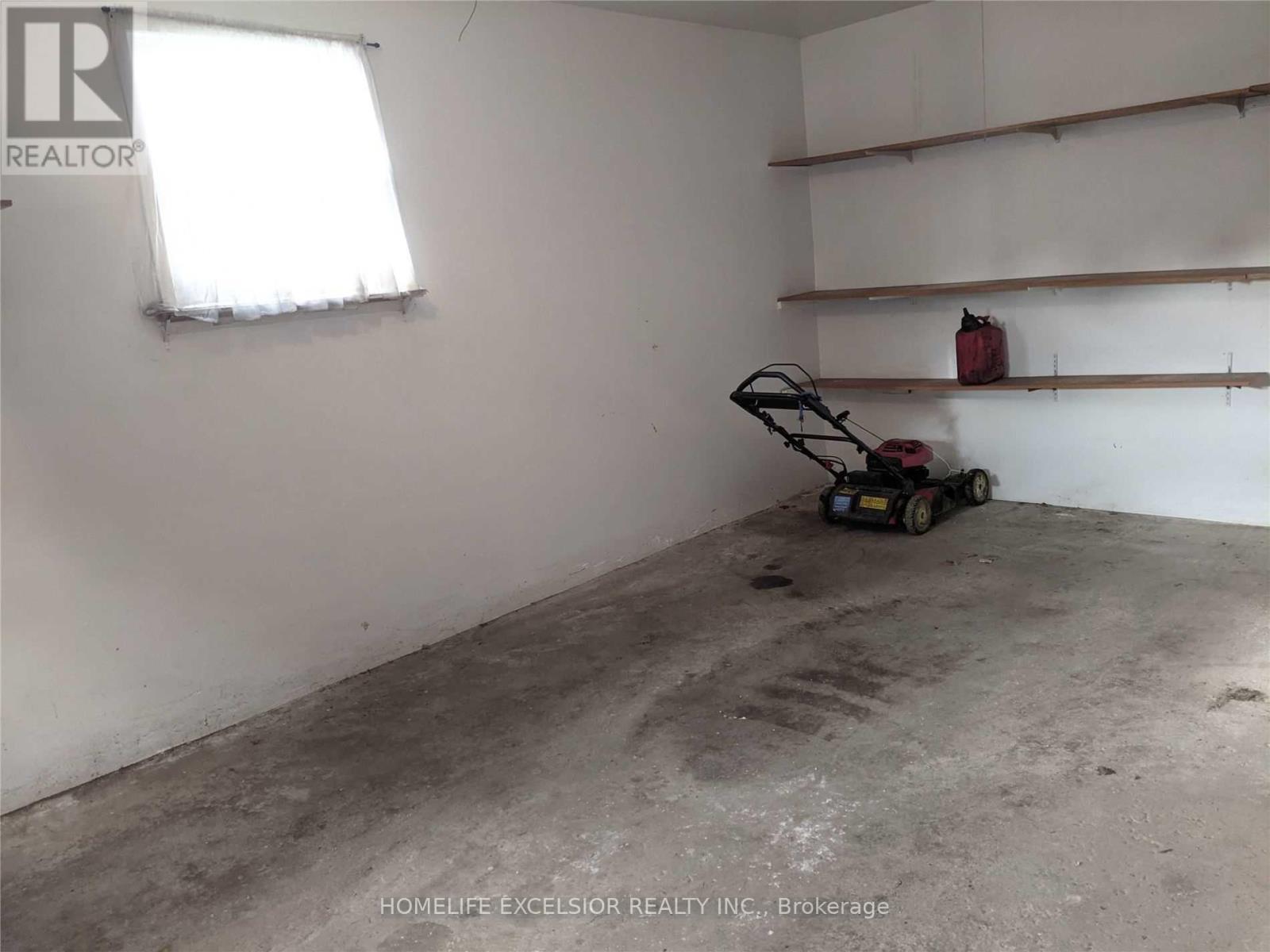 1482 Simcoe Street N, Oshawa, ON