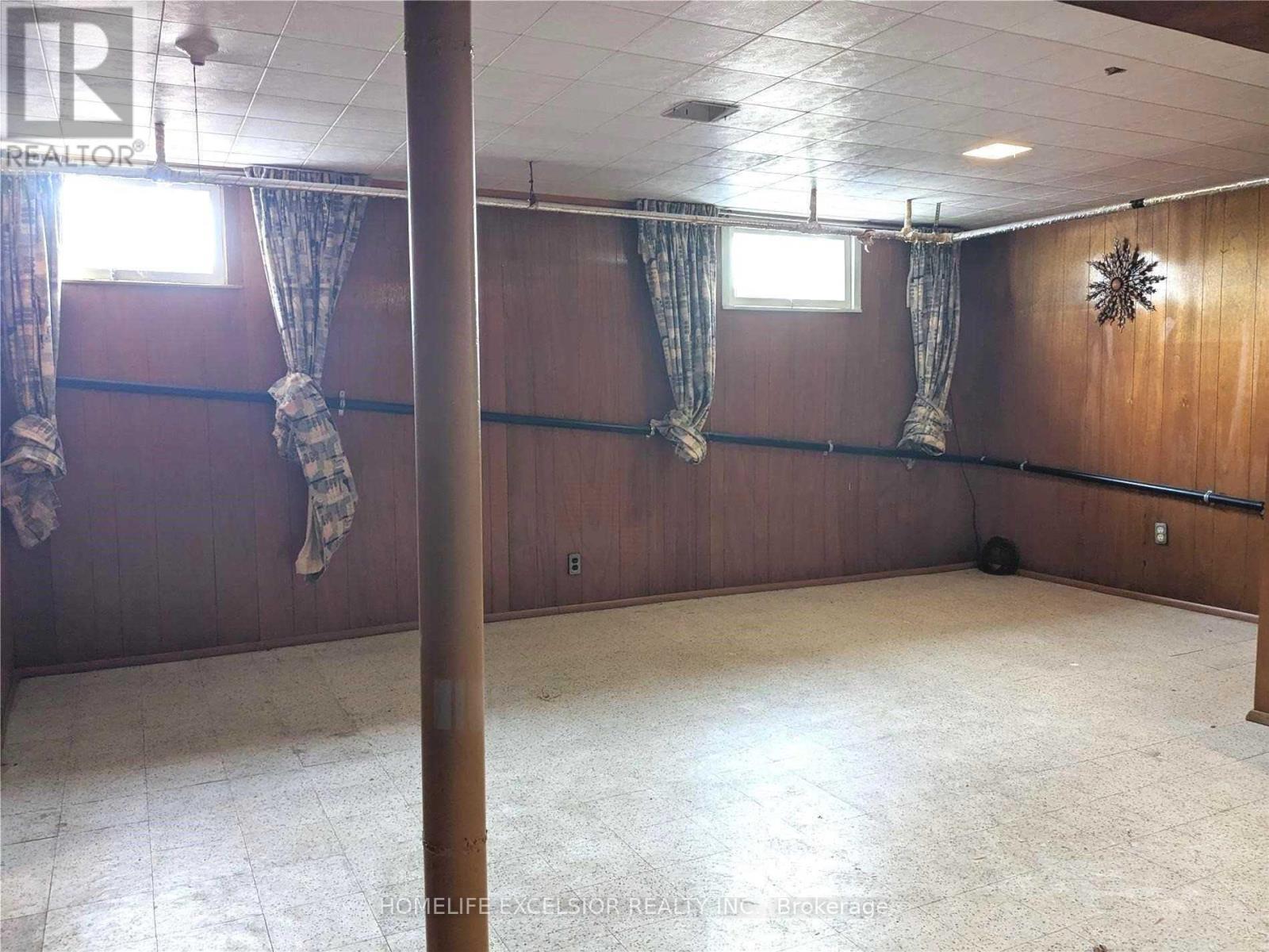 1482 Simcoe Street N, Oshawa, ON