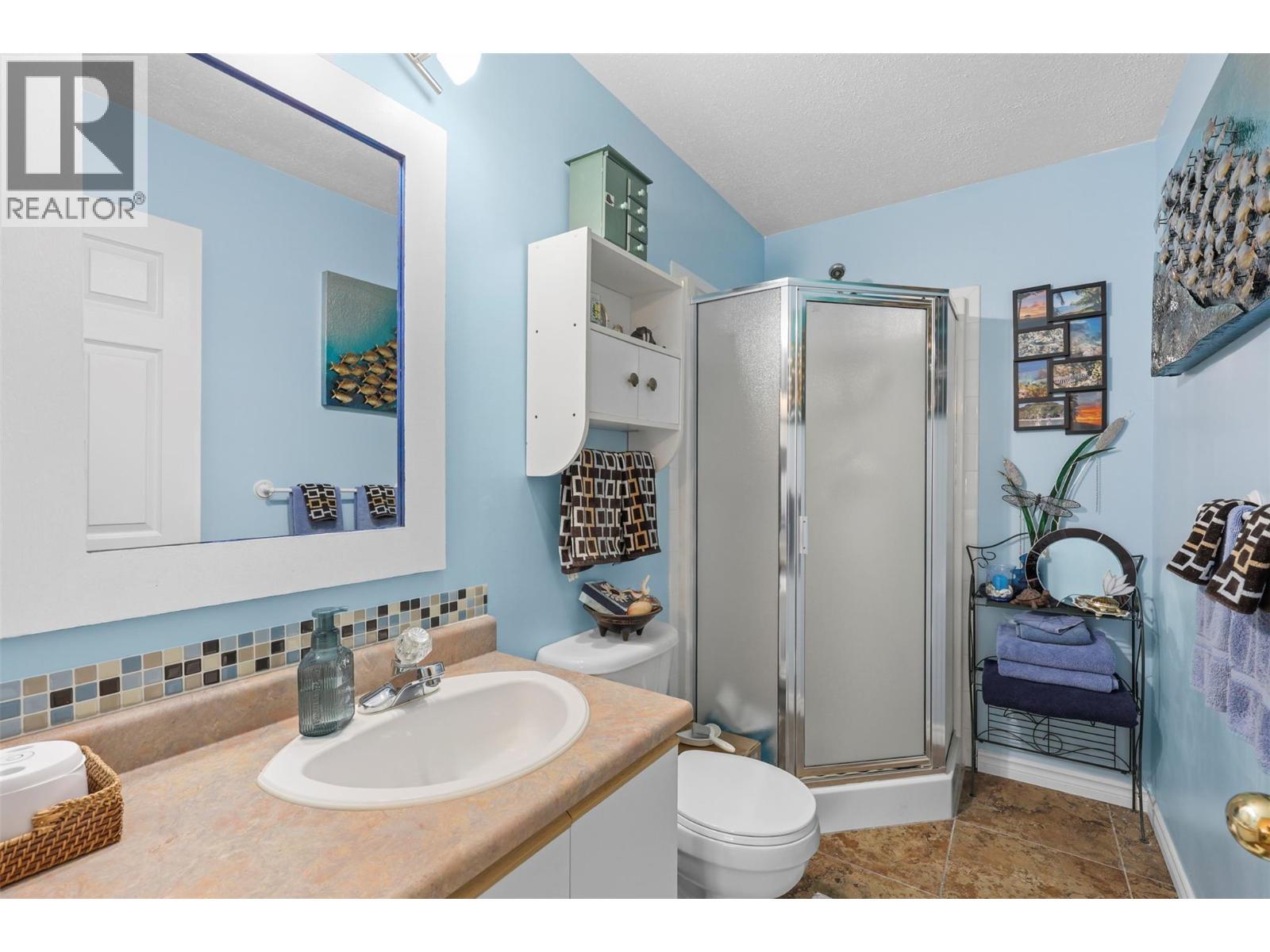 1295 12Th Street Unit# 203, Kamloops, BC - Indoor Photo Showing Bathroom