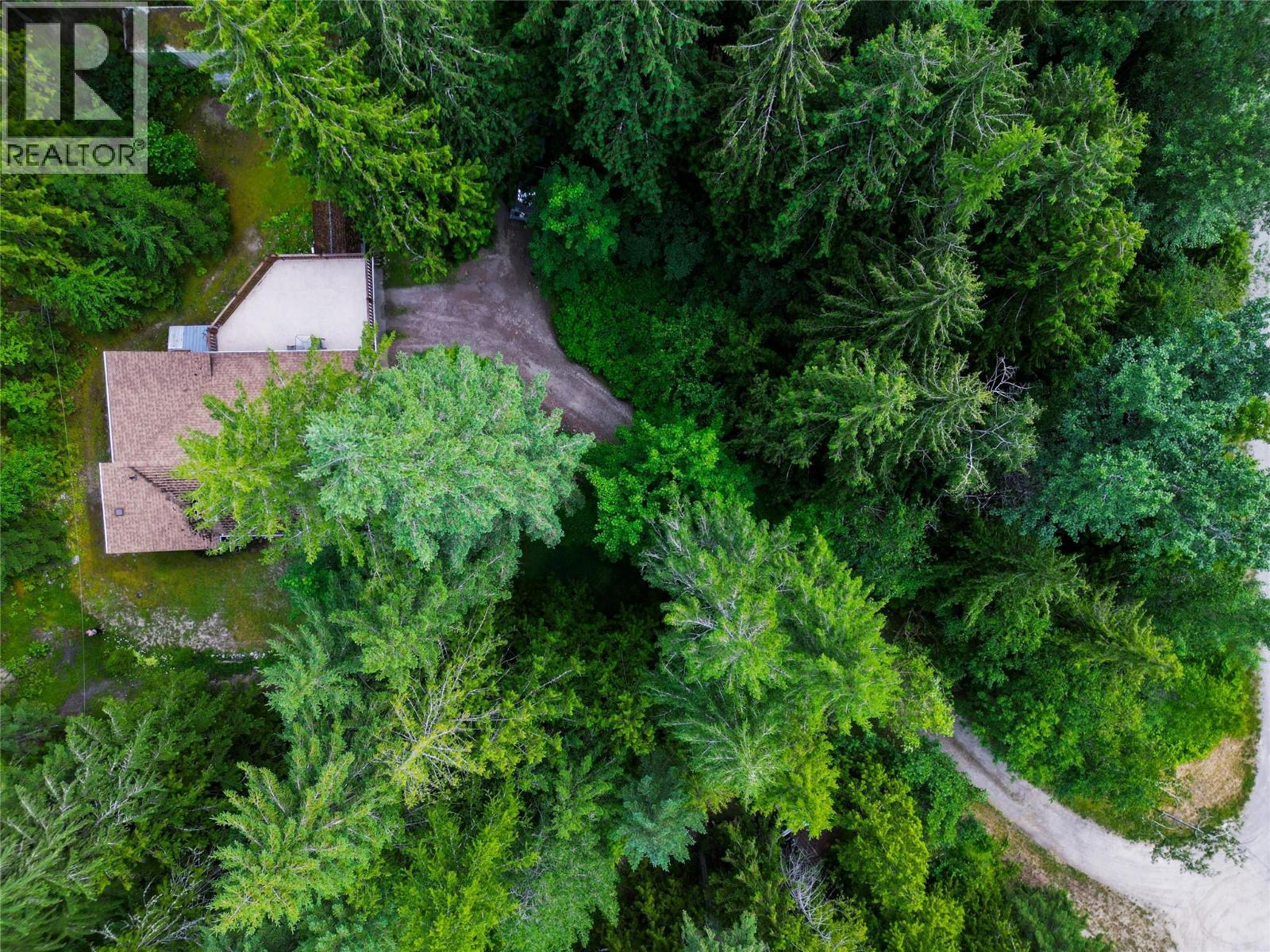 8043 97A Highway, Mara, BC - Outdoor