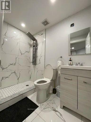 145 Cranbrook Crescent, Vaughan, ON - Indoor Photo Showing Bathroom