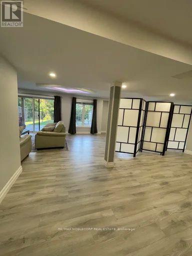 145 Cranbrook Crescent, Vaughan, ON - Indoor Photo Showing Other Room