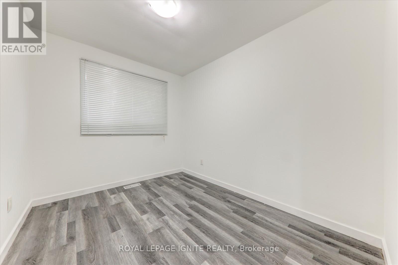 3 Bed Suite - 70 Port Darlington Road, Clarington, ON - Indoor Photo Showing Other Room