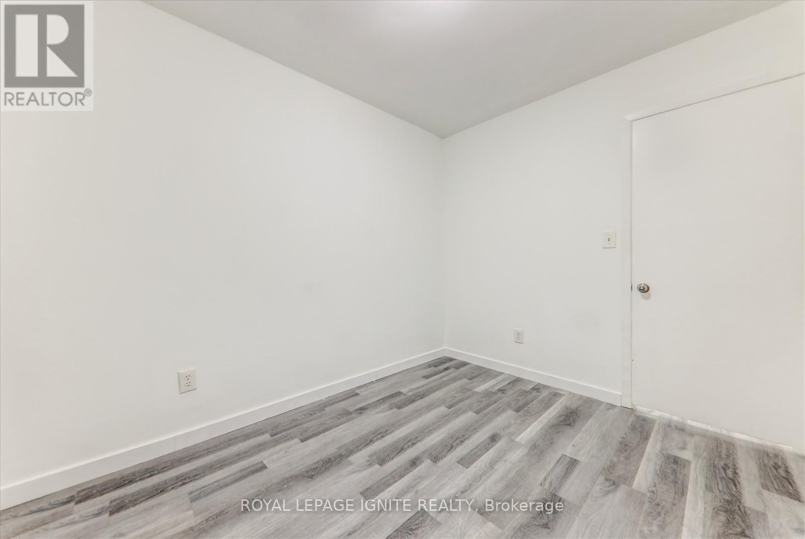 3 Bed Suite - 70 Port Darlington Road, Clarington, ON - Indoor Photo Showing Other Room